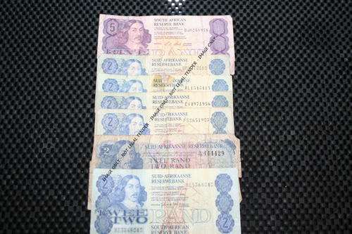 ##### SET of South African Notes R5, R2's #####