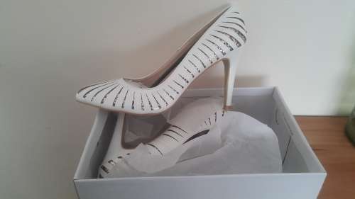 Skaloni Designer label shoes (Gold and White)
