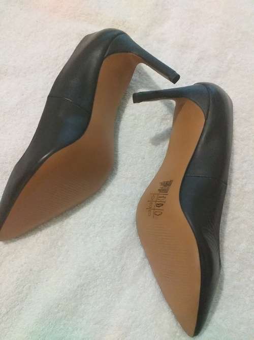 Brand New H&M Pointed Stiletto (Genuine Leather)