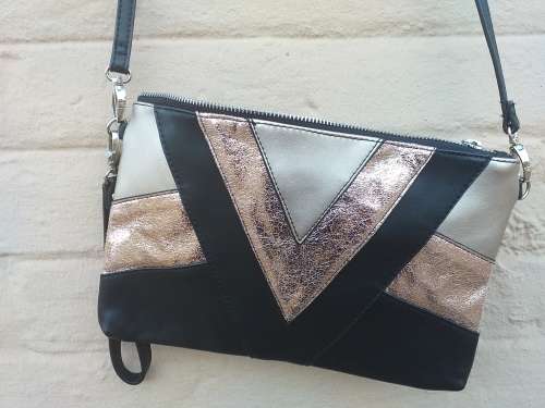 PIMKIE EDITION SLING CROSS OVER BAG