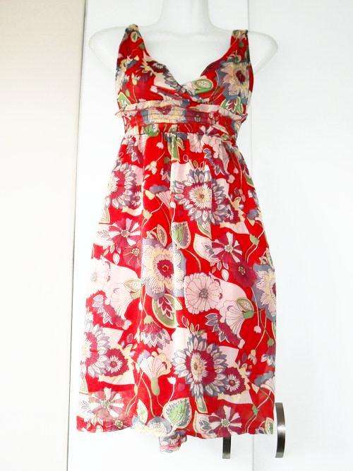 Stunner Bright Red Dress, with Gold Lining!!!!! BEAUTIFUL!