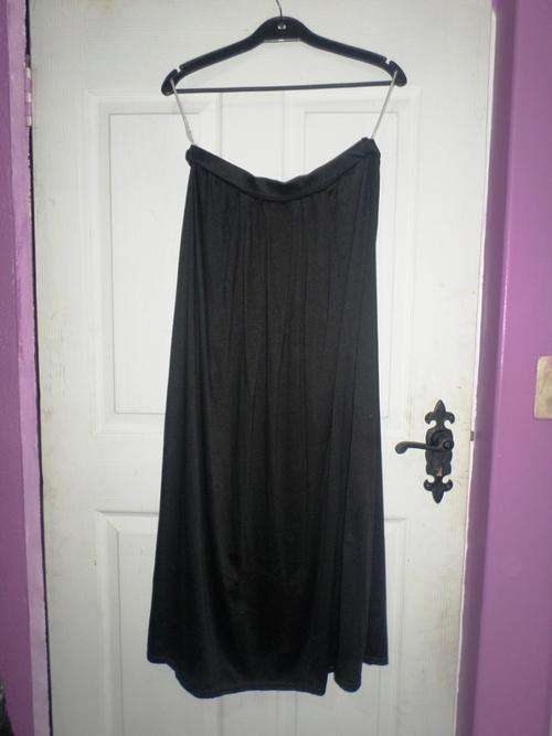 Full Length Black Skirt!!**HALF PRICE** SAVE!!!