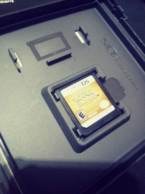Pokemon Heatgold Version With Pokewalker.