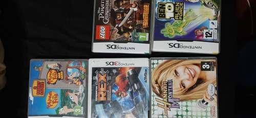 New Nintendo 3DS XL + 10 Games ( very  good condition)