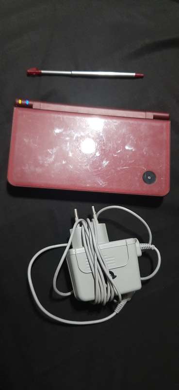 Nintendo DS Xl + 5 games