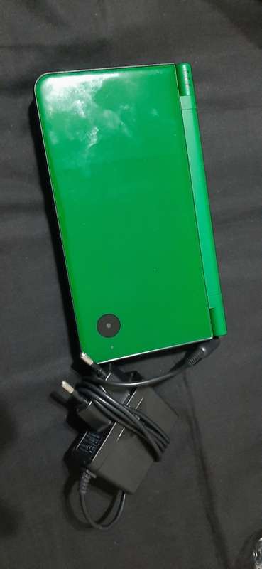 Nintendo DS XL Green