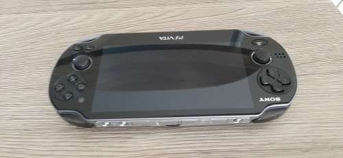 PS Vita 1001 ( one onboard game and one physical game)