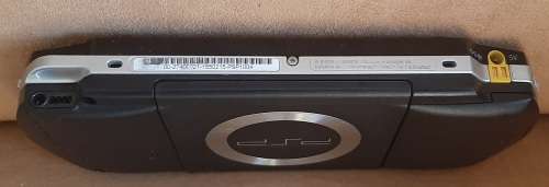 PSP 1001 ( Very Good condition) + 4 games