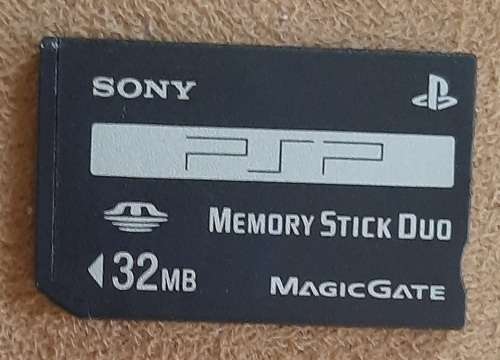 PSP 1001 ( Very Good condition) + 4 games