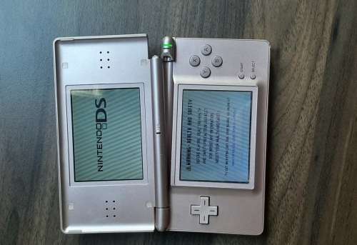 6 X Nintendo DS consoles. ( Please read description)