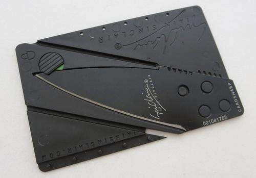 Credit card folding knive