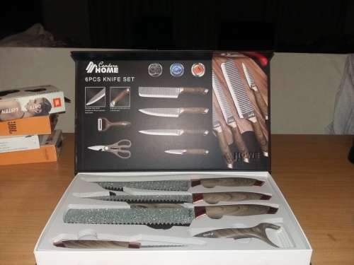 Condere 10 piece pot set and 8 piece knife set  COMBO