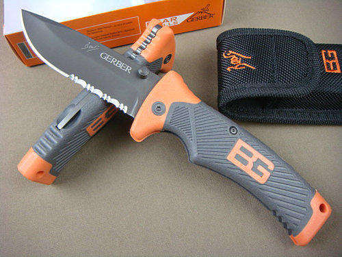 Gerber Bear Grylls Ultimate Tactical Folding Sheath Half Serrated Knife K136