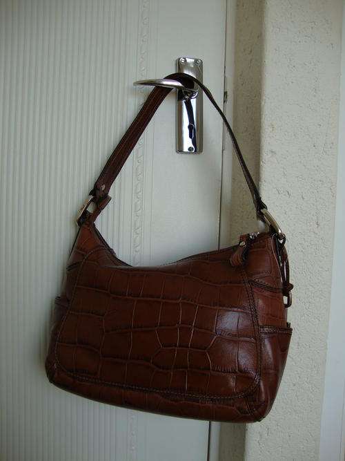FOSSIL HANDBAG BRAND NEW