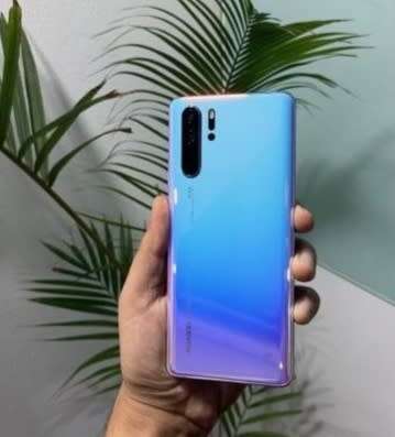 Huawei P30 Pro 256Gb and 8Gb Ram - Breathing Crystal  - VOG-L09 - With extra cover
