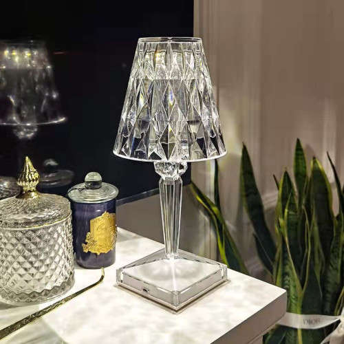 Fashion table lamp bedroom bedside romantic creative table lamp atmosphere LED night light