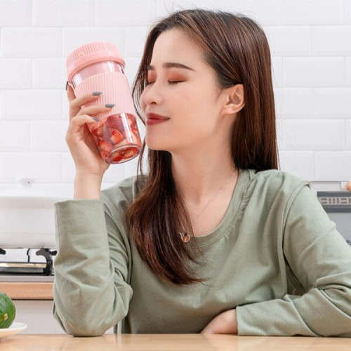 Aerbes AB-J65 Electric USB Rechargeable Mini Juicer