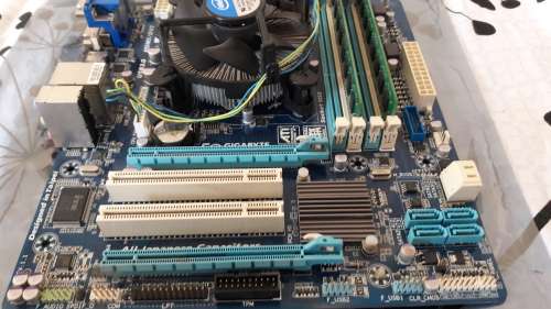 Gigabyte GA-B75M-D3H + Core i5 processor and 8GB DDR3 Ram