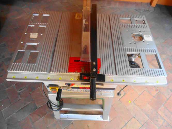 RYOBI 254 MM COMBINATION HOME WORKSHOP - TABLE SAW & ROUTER