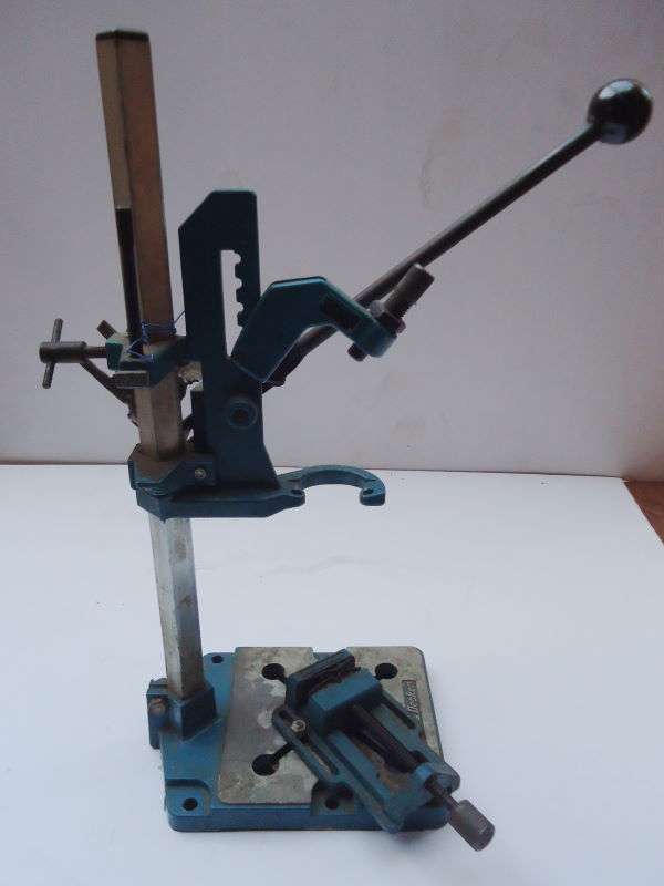 Black and Decker Drill Press/stand