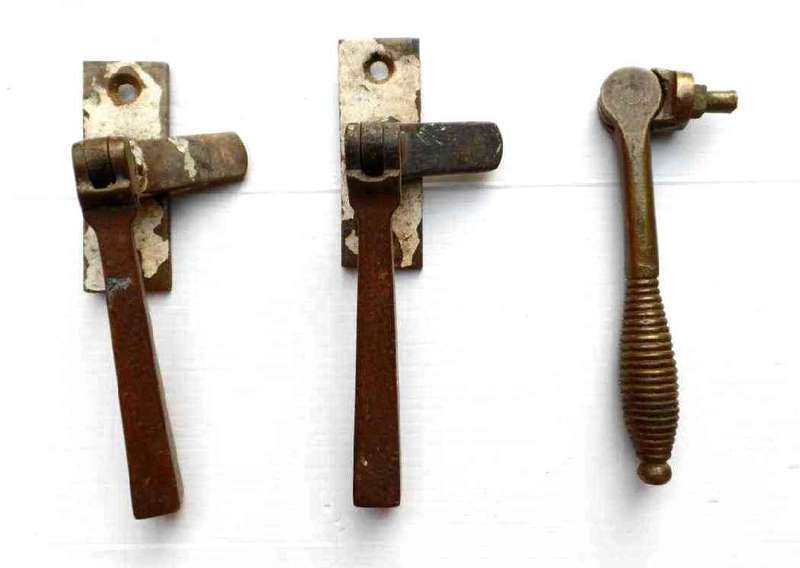 VINTAGR BRASS WINDOW HANDLES AND WINDERS