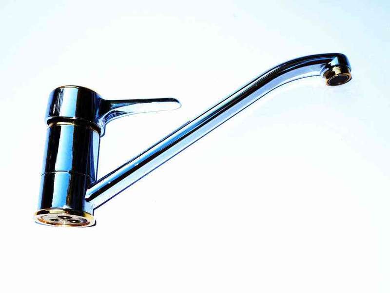 SINGLE LEVER KITCHEN MIXER  - GOLD PLATED & CHROME