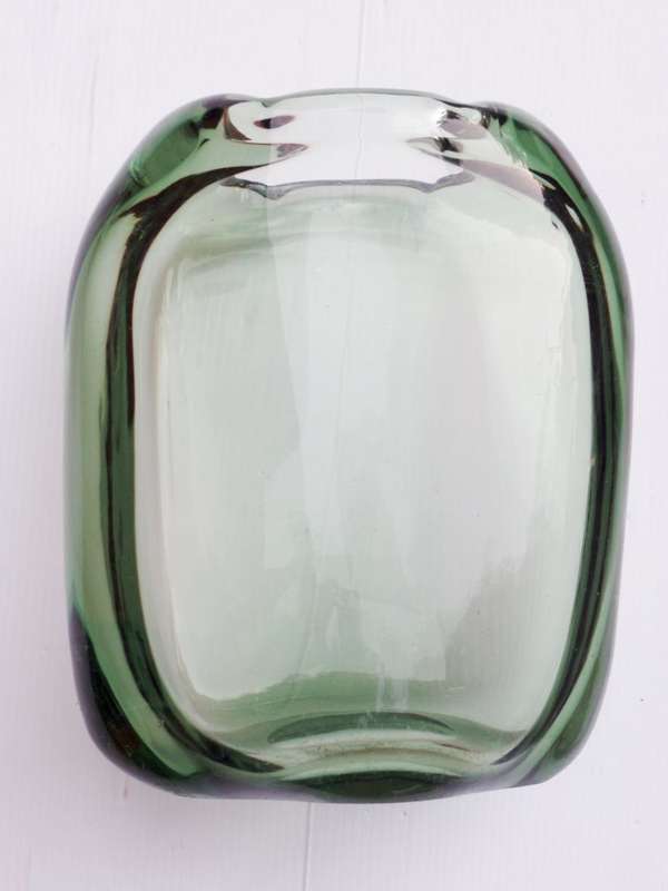 VINTAGE GLASS VASE - GREEN