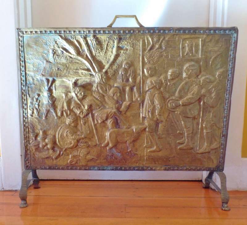 ANTIQUE DUTCH BRASS FIRESCREEN