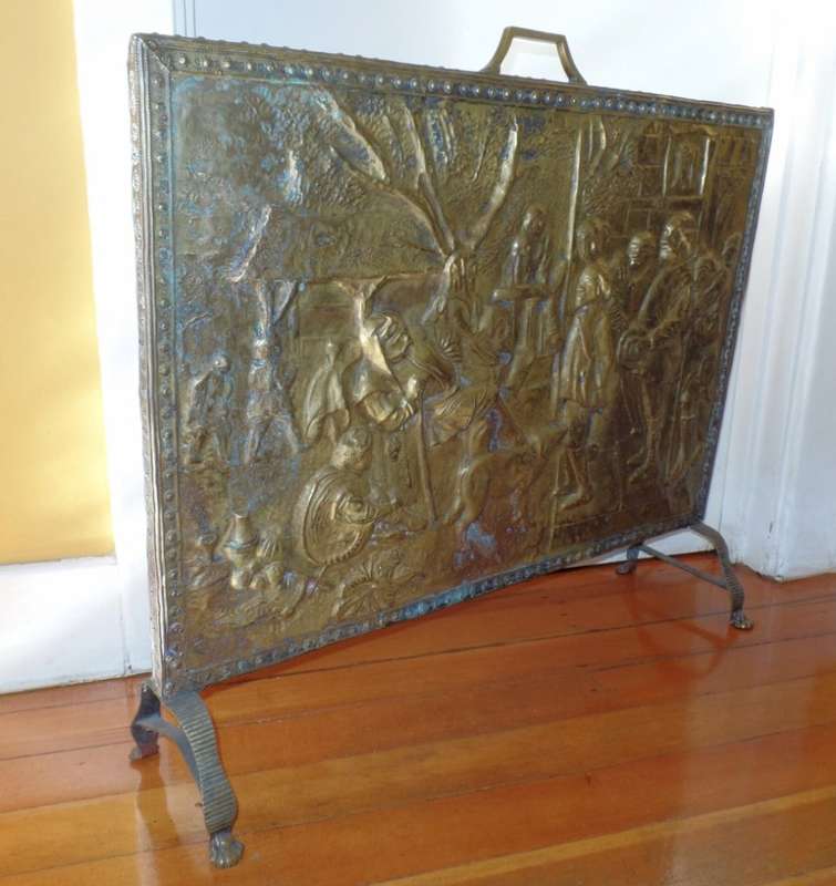 ANTIQUE DUTCH BRASS FIRESCREEN
