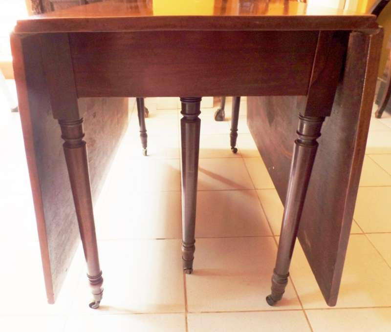 georgian gateleg table