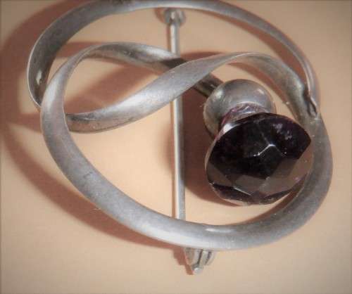 Vintage Sterling Silver Amethyst Brooch/Pin