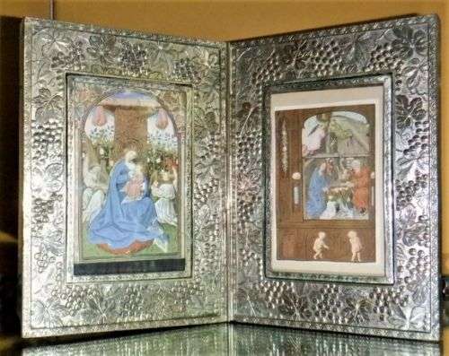 Vintage embossed folding photo frame with secret compartments