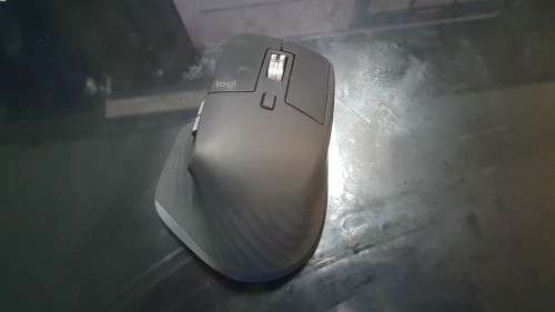 Logitech MX Master 3 Wireless 2.4ghz and Bluetooth Mouse Multi Monitor
