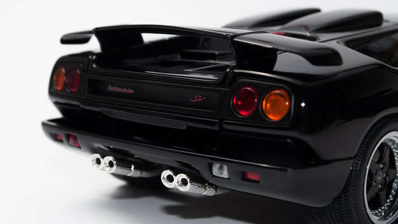 AutoArt Lamborghini Diablo SV