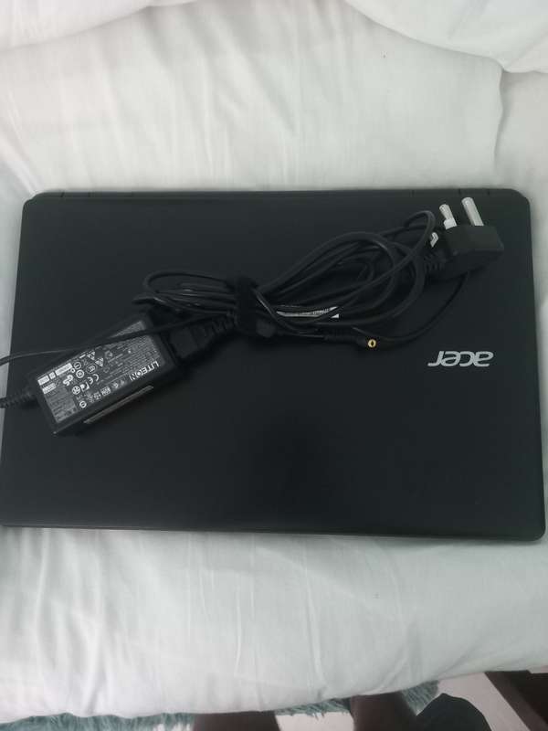 Acer E5-571 i3 Laptop