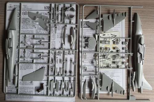 1995 Italeri Night Attack Harrier AV-8B Model Plane