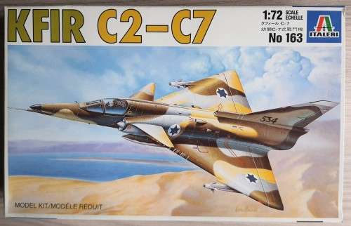1995 Italeri KFIRC2-C7 Model Plane