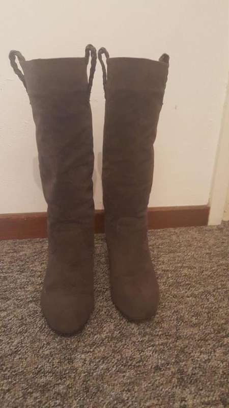 *Sale* Grey Faux Suede Heeled Boots