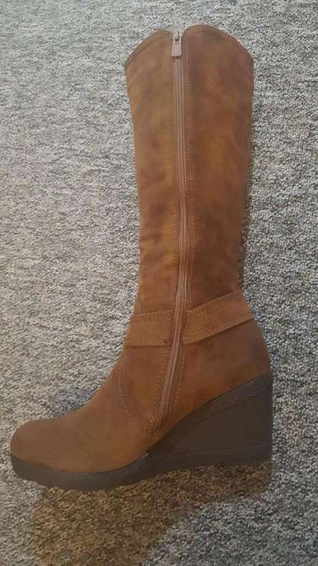 *Sale* Brown Faux Suede Heeled Boots