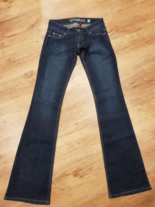 Guess Bootleg Jeans