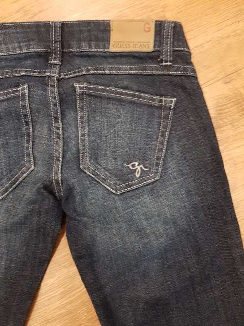 Guess Bootleg Jeans