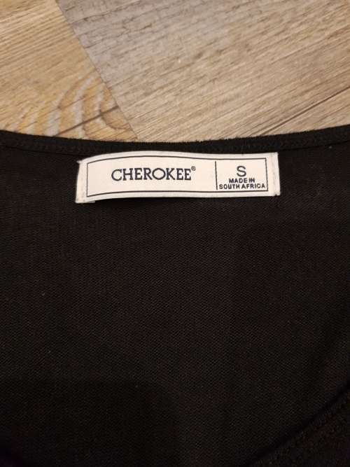 Cherokee Black V-neck Pullover