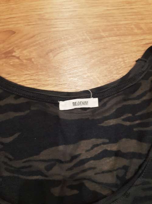 RE: Woolworths Tiger Stripe T-Shirt