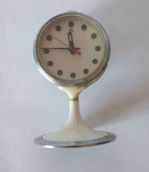 Vintage Chinese alarm clock, red case white round dial
