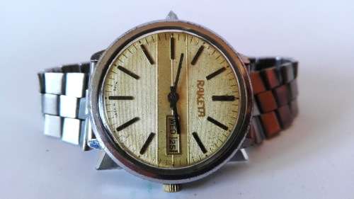 Vintage Soviet men's Raketa Wrist Watch, Round dial
