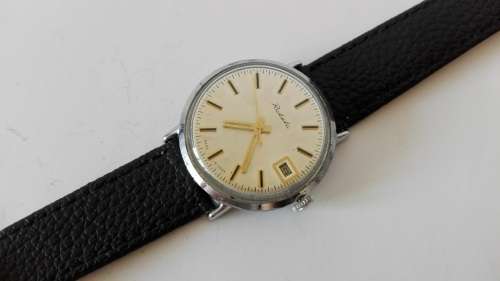 Soviet vintage men's wrist watch Raketa, date