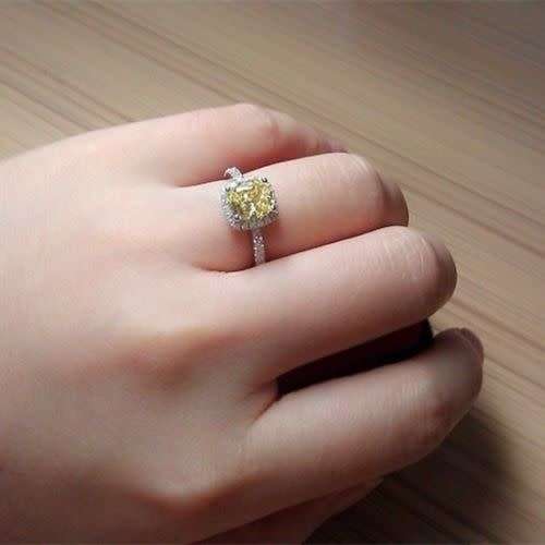 Elegant 925 Silver Citrine Gem Ring, size Q 1/2