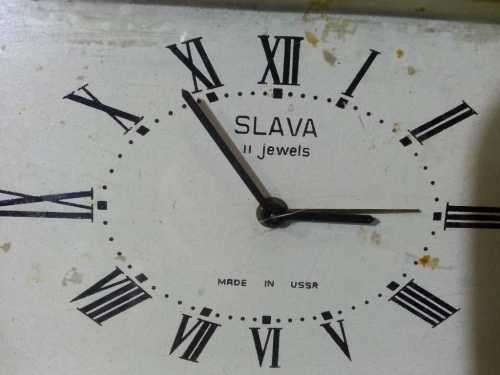 Vintage Soviet Russian Mechanical Clock, Slava Alarm Clock, works excellent