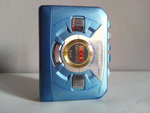 VINTAGE WALKMAN, CASSETTE TAPE PLAYER PANASONIC RQ E 14