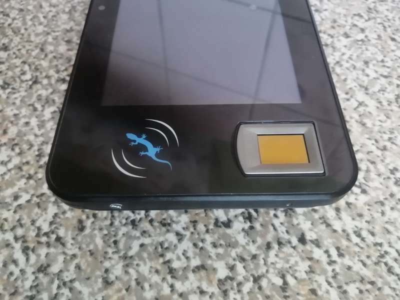 TazPad Android tablet fingerprint sensor 1.2 GHz clock-rate 1 GB of RAM WIFI, Bluetooth, ZigBee